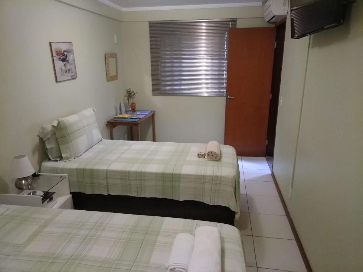 Ipê Rosa Apartamento Brasília Exterior foto