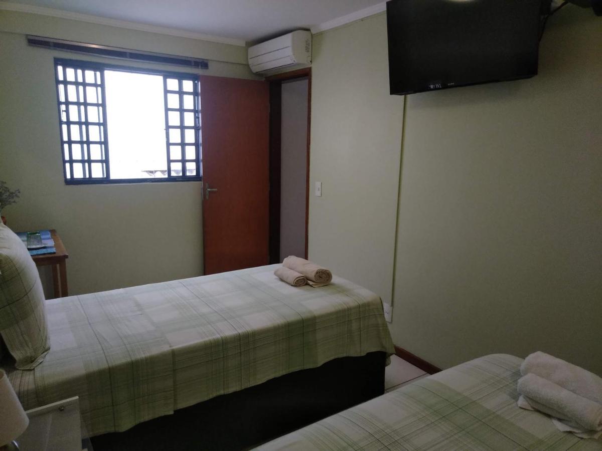 Ipê Rosa Apartamento Brasília Exterior foto